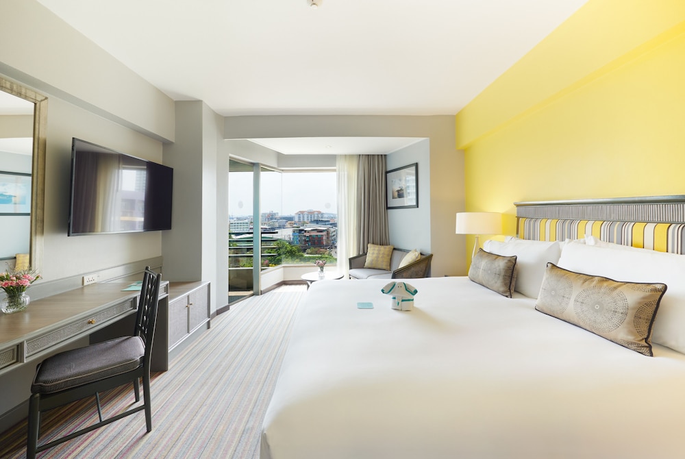 The Bayview Hotel Pattaya — Hotel rooms in Pattaya, Chonburi
