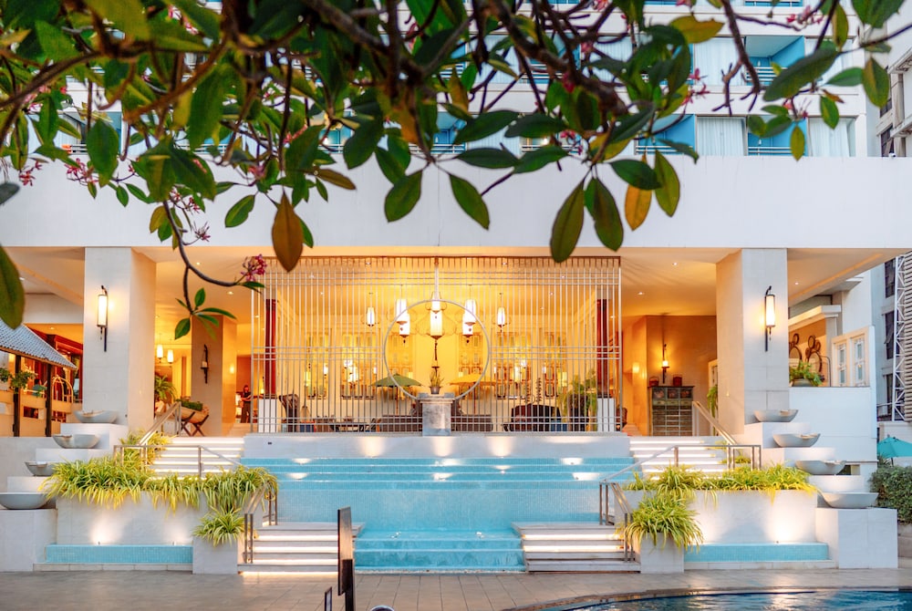 The Bayview Hotel Pattaya — Hotel building in Pattaya, Chonburi