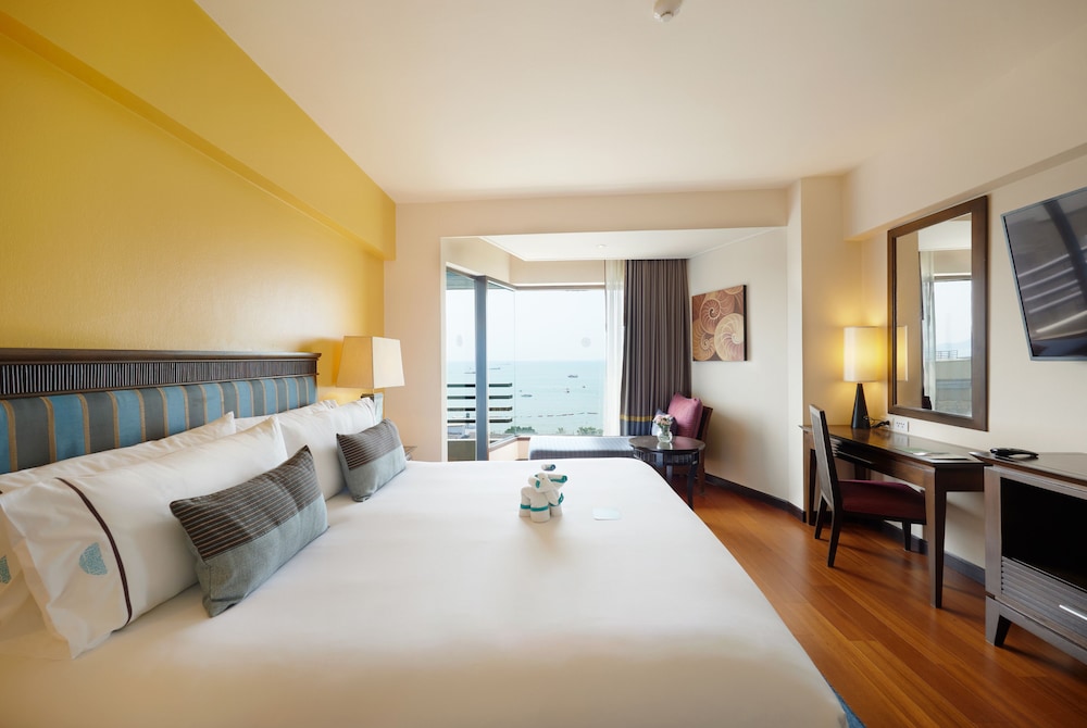 The Bayview Hotel Pattaya — Hotel rooms in Pattaya, Chonburi