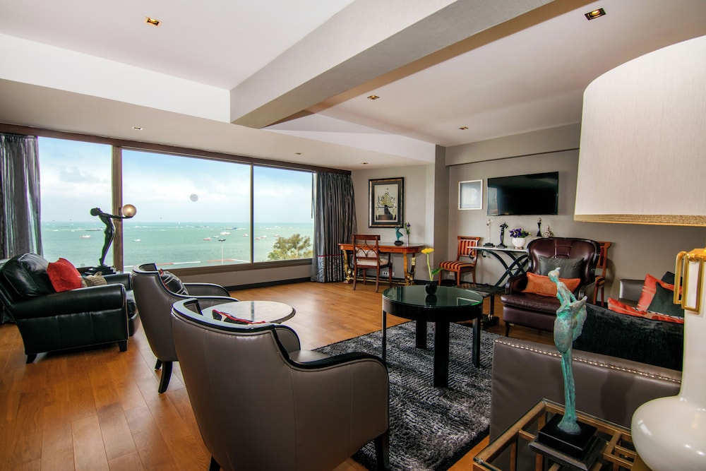 The Bayview Hotel Pattaya — Hotel rooms in Pattaya, Chonburi