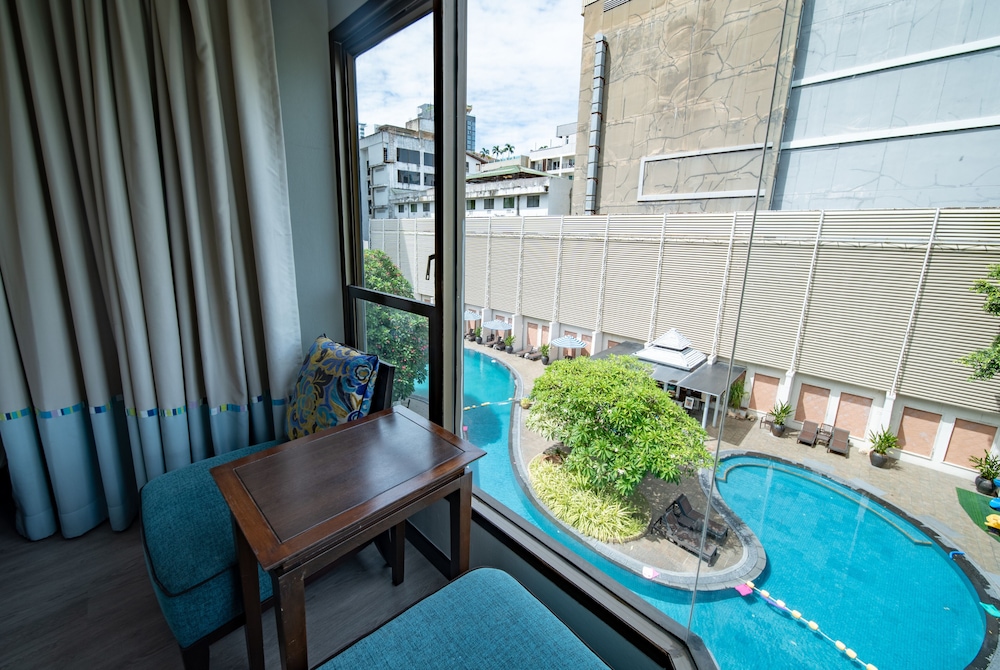 The Bayview Hotel Pattaya — Hotel rooms in Pattaya, Chonburi