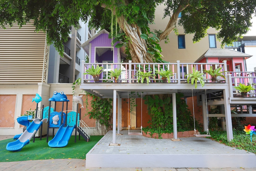 The Bayview Hotel Pattaya — Attractions for children in Pattaya, Chonburi