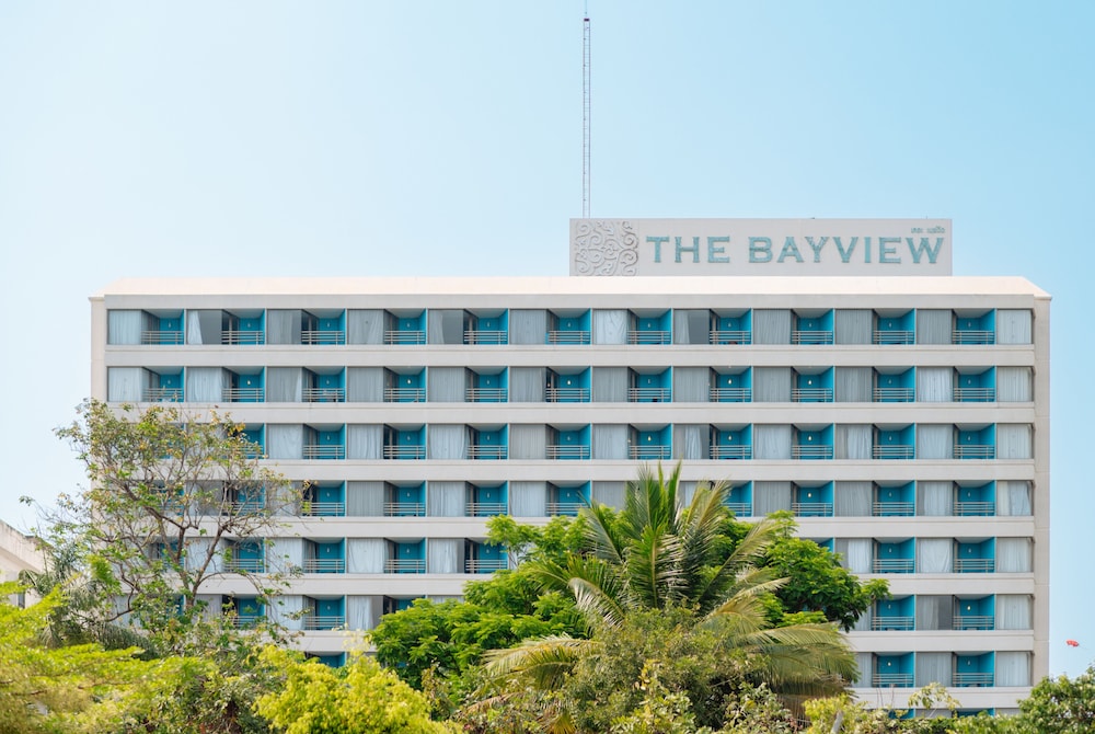 The Bayview Hotel Pattaya — Hotel building in Pattaya, Chonburi
