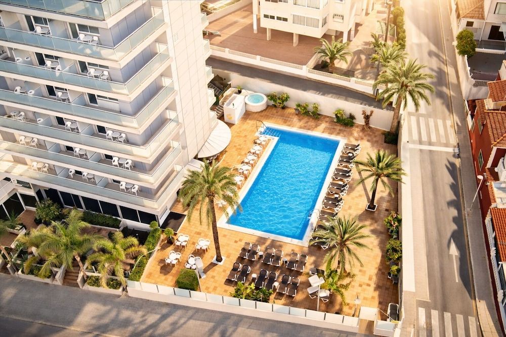 . Hotel RH Royal - Recommended for Adults By Hoteles RH
