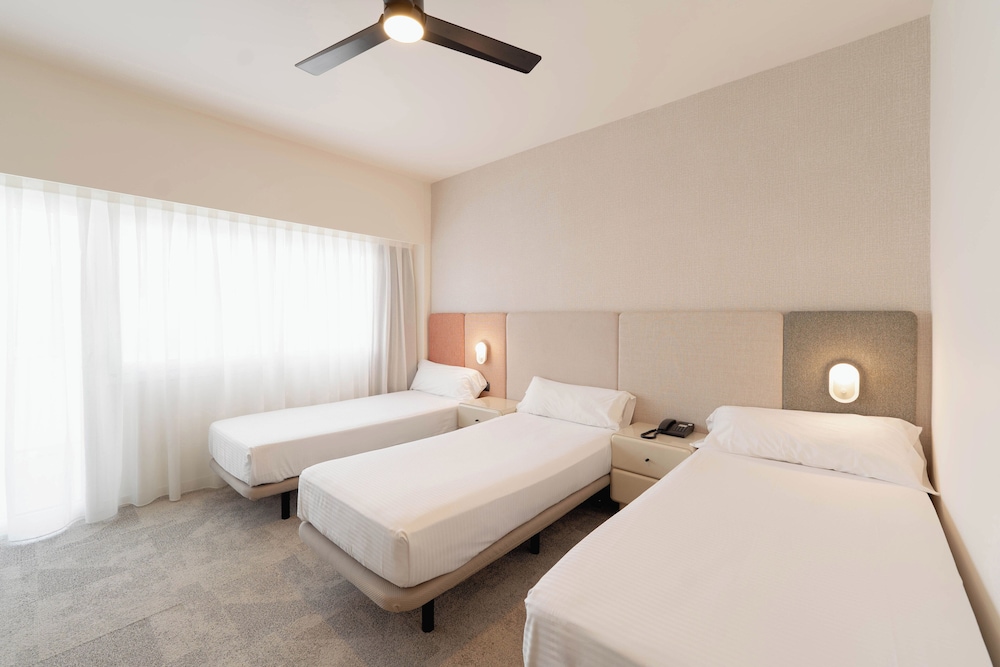 Hotel RH Royal - Recommended for Adults By Hoteles RH — Rooms in Benidorm, Valencian Community