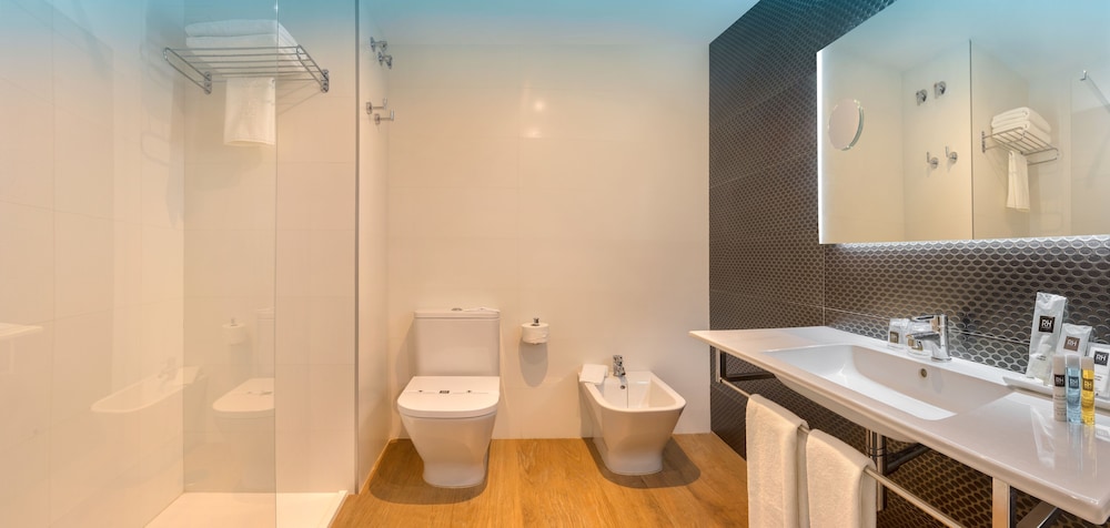 Hotel RH Royal - Recommended for Adults By Hoteles RH — Rooms in Benidorm, Valencian Community