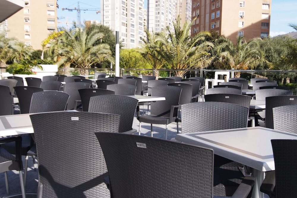 Sandos Monaco Hotel - Adults Only — Restaurant & bars in Benidorm, Valencian Community