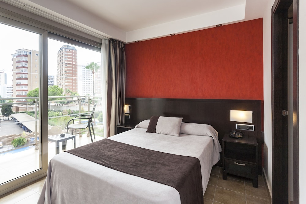 Sandos Monaco Hotel - Adults Only — Hotel rooms in Benidorm, Valencian Community