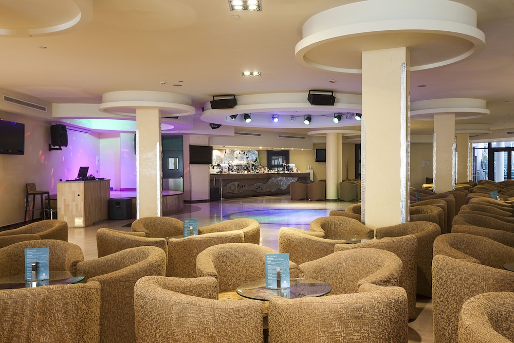 Sandos Monaco Hotel - Adults Only — Restaurant & bars in Benidorm, Valencian Community