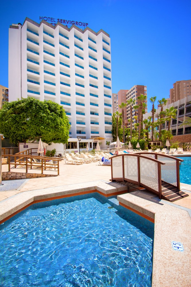 Hotel Servigroup Castilla — Swimming pool in Benidorm, Valencian Community