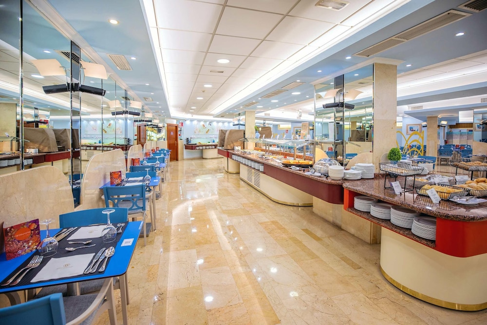 Hotel Servigroup Castilla — Restaurant & bars in Benidorm, Valencian Community