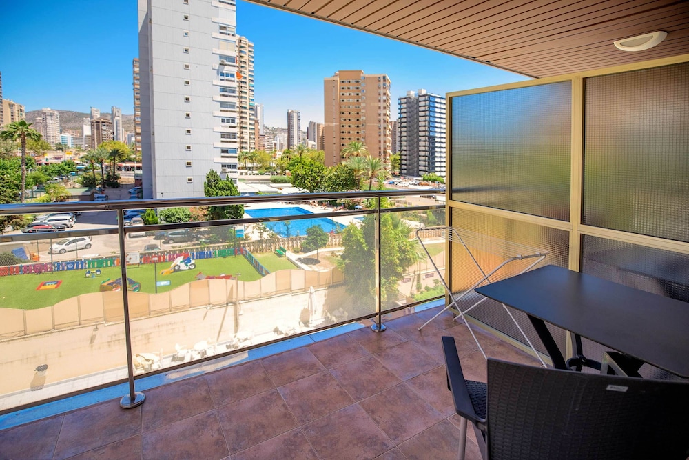 Hotel Servigroup Diplomatic — Hotel rooms in Benidorm, Valencian Community