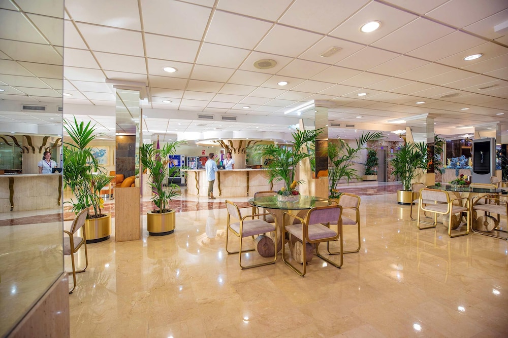 Hotel Servigroup Diplomatic — Hotel building in Benidorm, Valencian Community