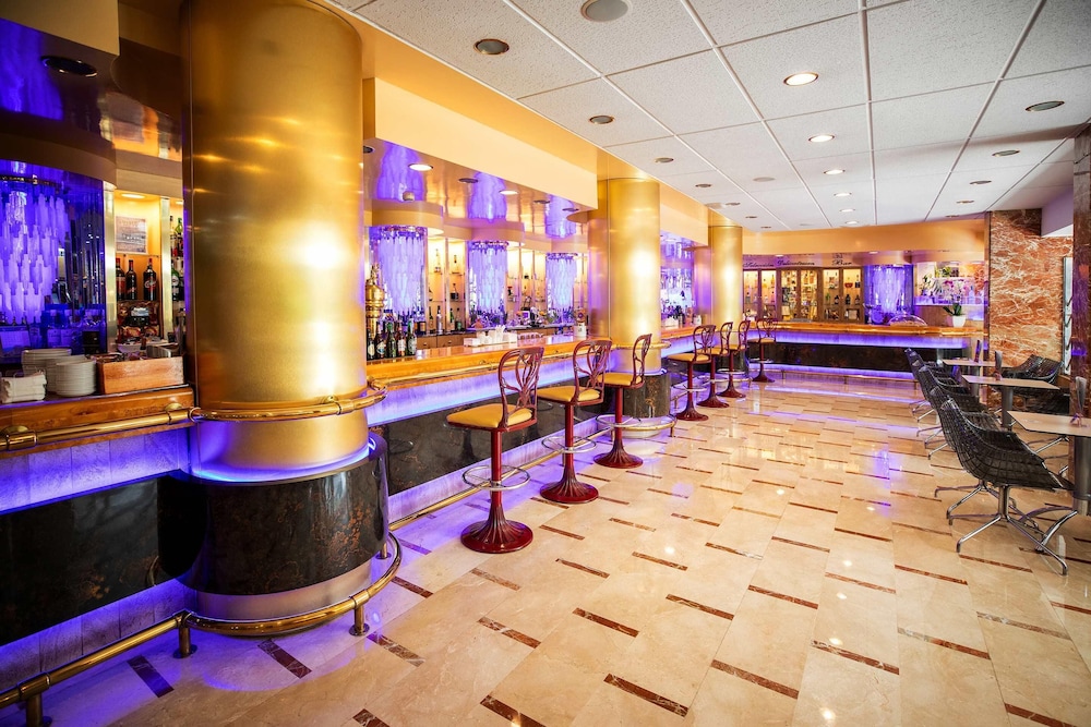 Hotel Servigroup Diplomatic — Restaurant & bars in Benidorm, Valencian Community