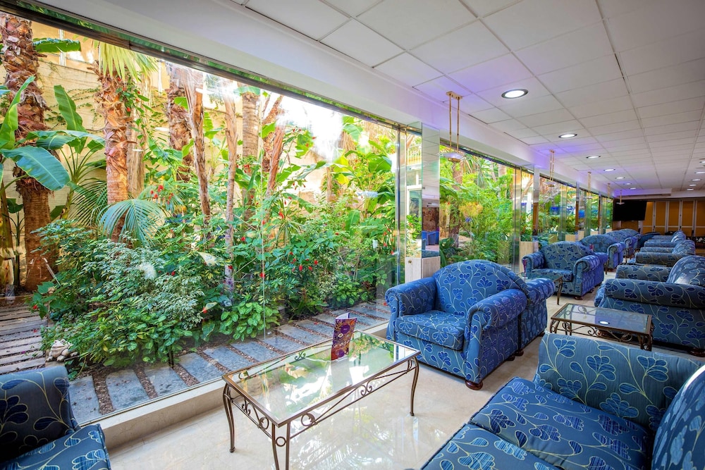 Hotel Servigroup Diplomatic — Hotel building in Benidorm, Valencian Community