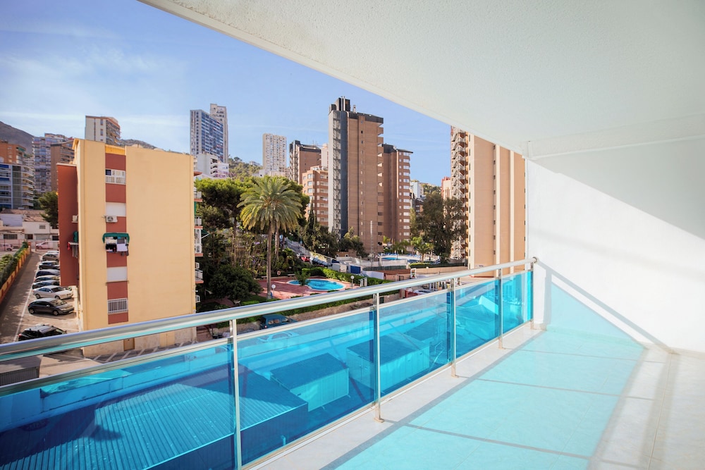 Hotel Servigroup Nereo — Swimming pool in Benidorm, Valencian Community