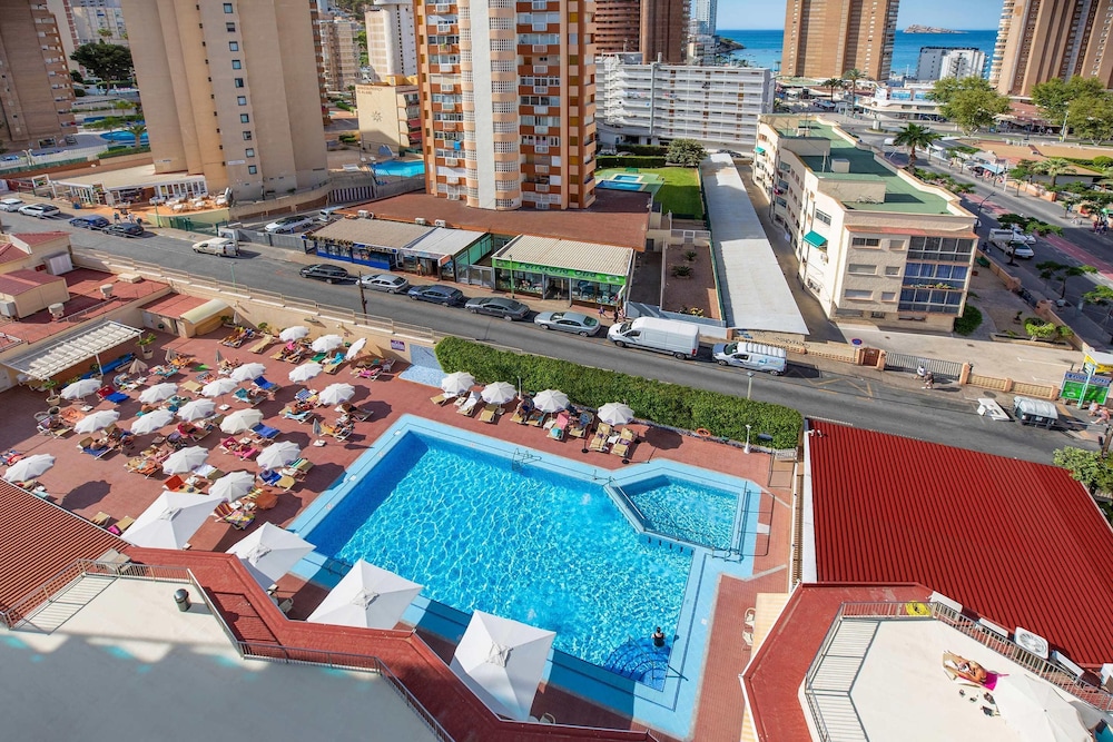 Hotel Servigroup Nereo — Swimming pool in Benidorm, Valencian Community