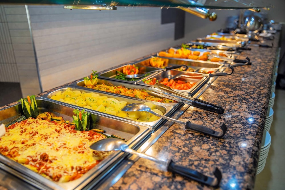 Hotel Servigroup Orange — Restaurant & bars in Benidorm, Valencian Community