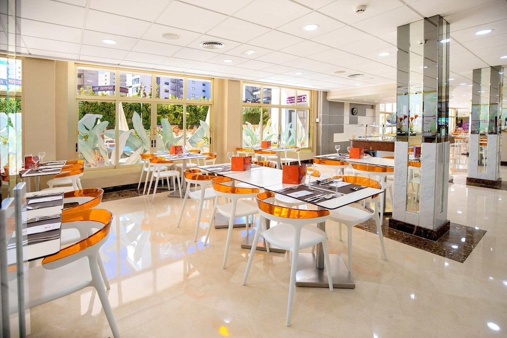Hotel Servigroup Orange — Restaurant & bars in Benidorm, Valencian Community