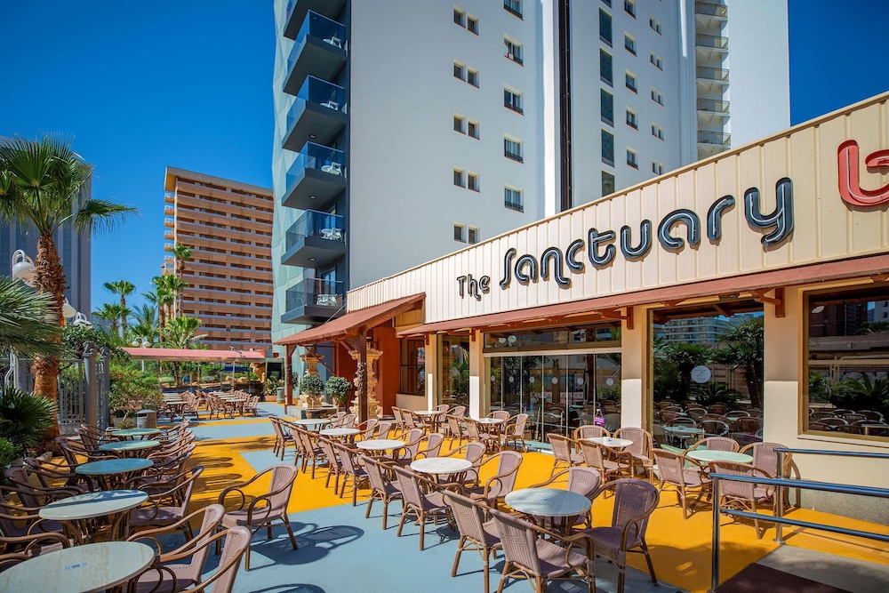 Hotel Servigroup Orange — Restaurant & bars in Benidorm, Valencian Community