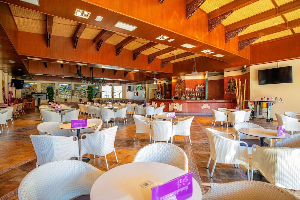 Hotel Servigroup Orange — Restaurant & bars in Benidorm, Valencian Community