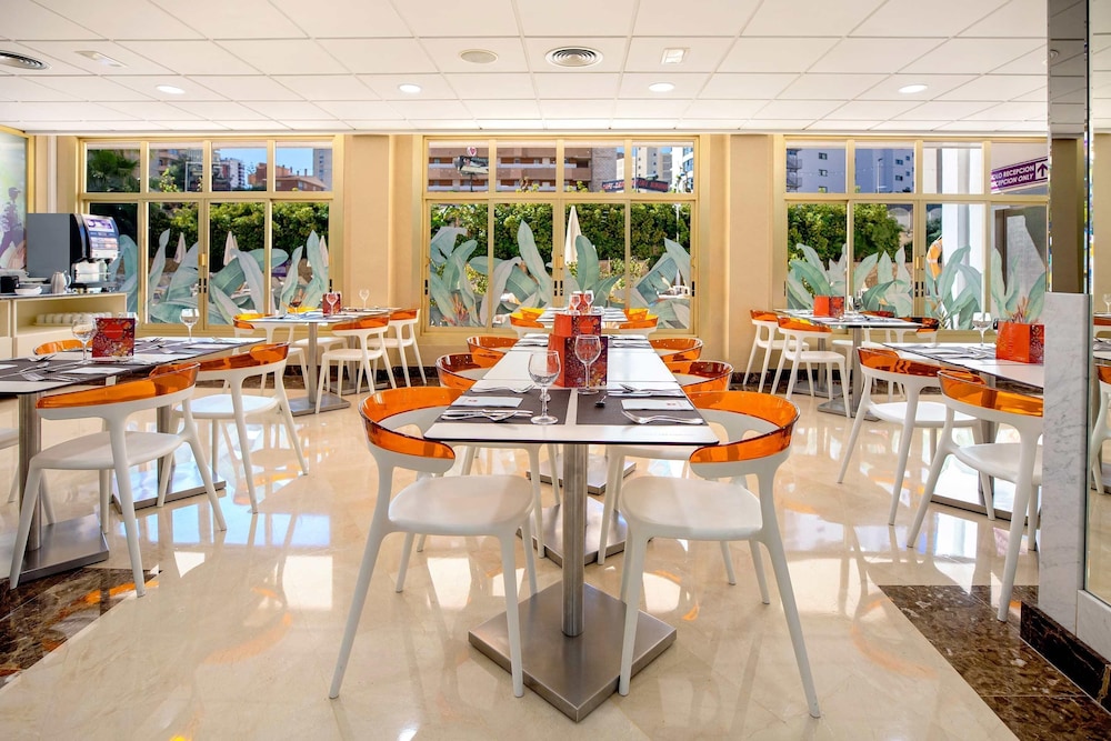 Hotel Servigroup Orange — Restaurant & bars in Benidorm, Valencian Community