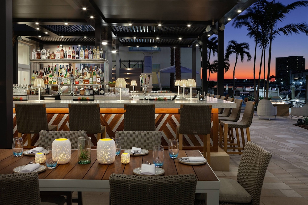 Tampa Marriott Water Street — Restaurant & bars in Tampa, Florida