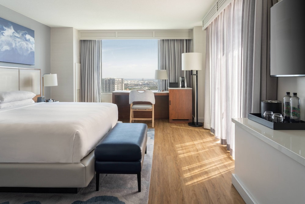 Tampa Marriott Water Street — Hotel rooms in Tampa, Florida