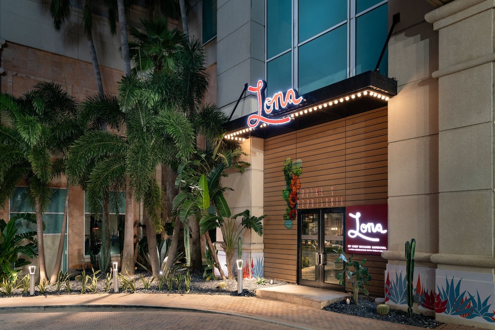 Tampa Marriott Water Street — Restaurant & bars in Tampa, Florida
