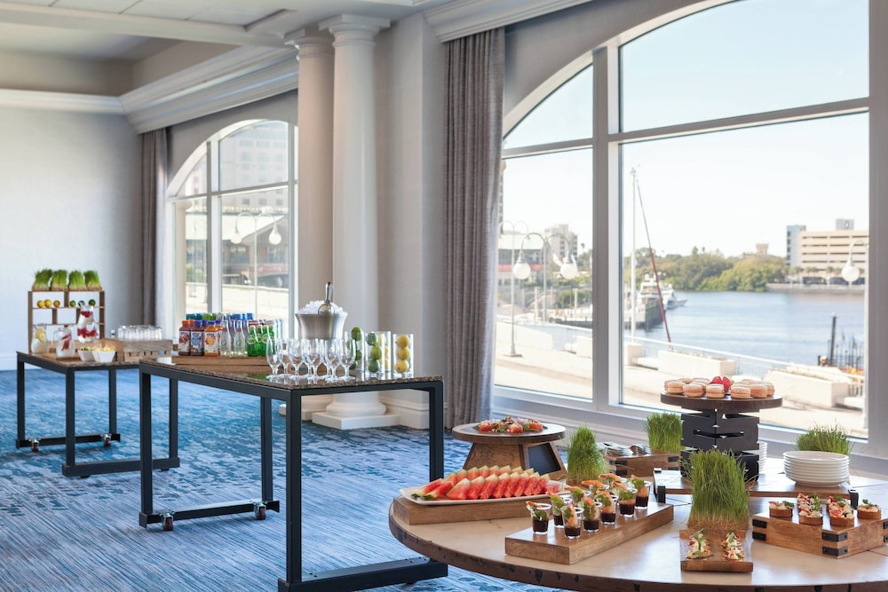 Tampa Marriott Water Street — Restaurant & bars in Tampa, Florida