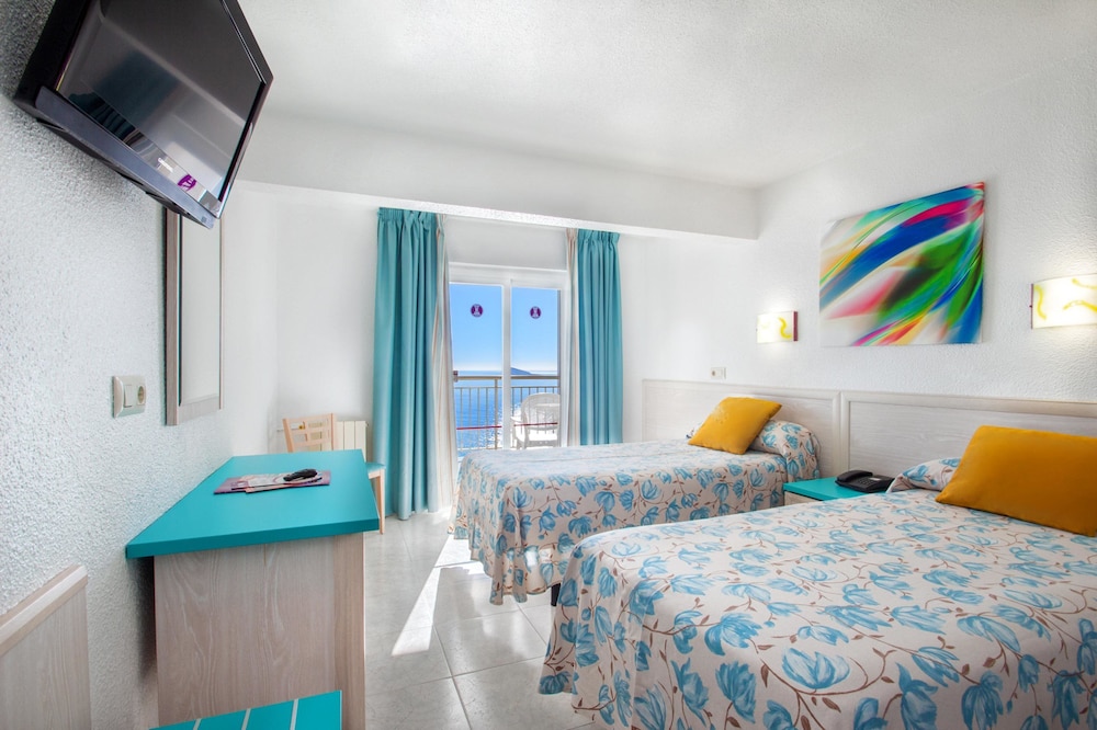 Hotel Servigroup Torre Dorada — Hotel rooms in Benidorm, Valencian Community