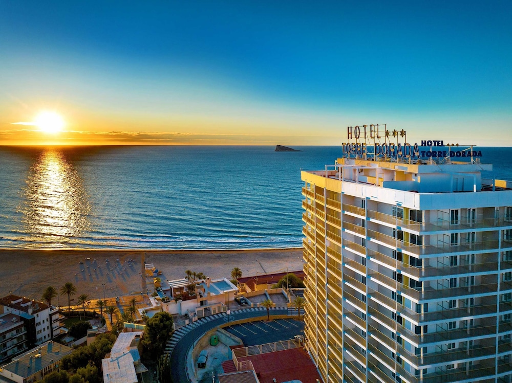 Hotel Servigroup Torre Dorada — Hotel building in Benidorm, Valencian Community