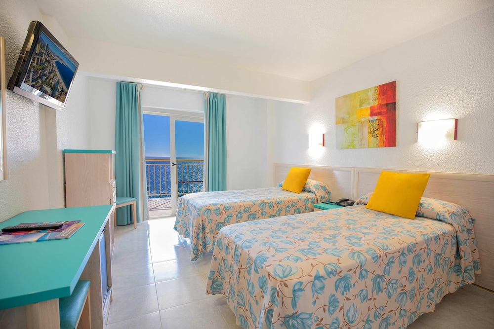 Hotel Servigroup Torre Dorada — Hotel rooms in Benidorm, Valencian Community