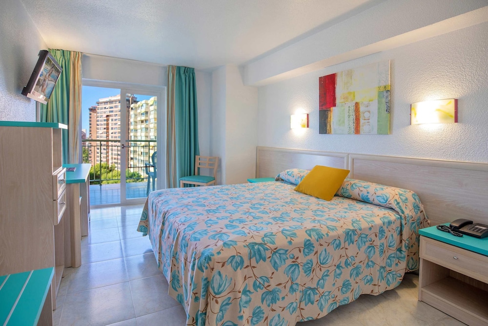 Hotel Servigroup Torre Dorada — Hotel rooms in Benidorm, Valencian Community