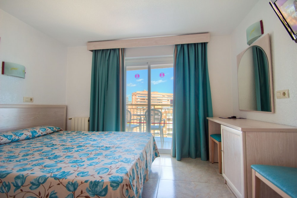 Hotel Servigroup Torre Dorada — Hotel rooms in Benidorm, Valencian Community