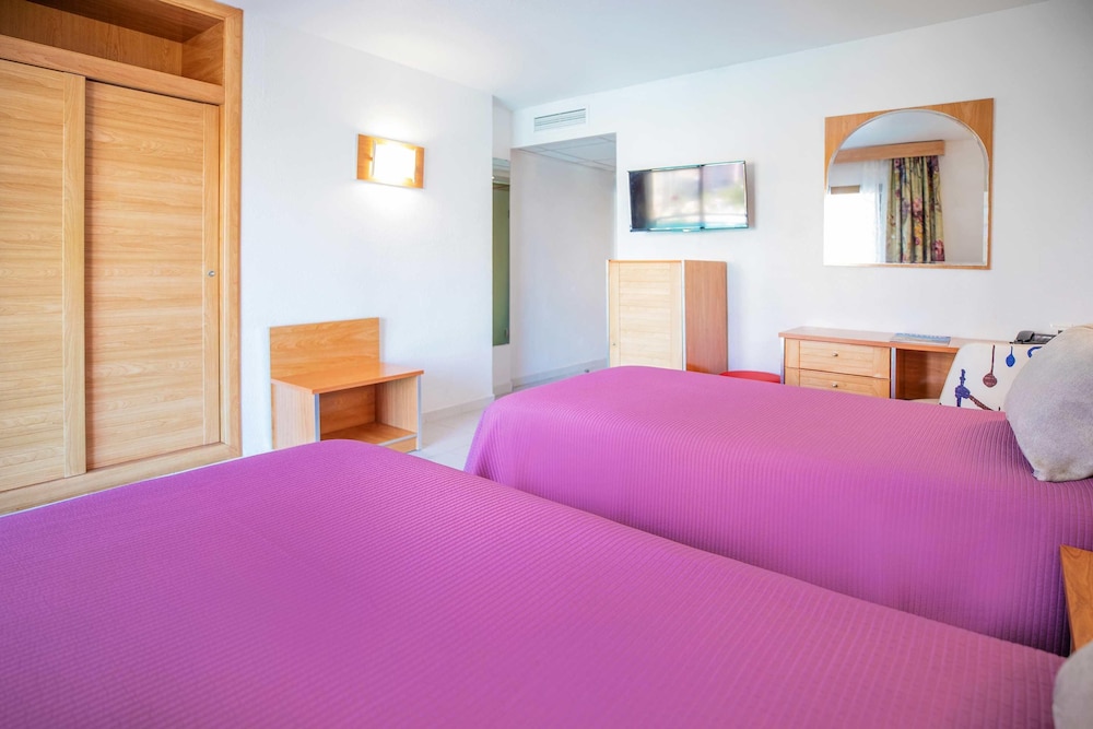 Hotel Servigroup Venus — Hotel rooms in Benidorm, Valencian Community