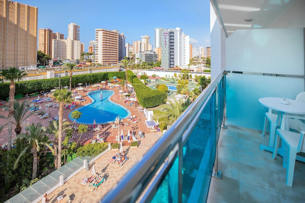 Hotel Servigroup Venus — Swimming pool in Benidorm, Valencian Community
