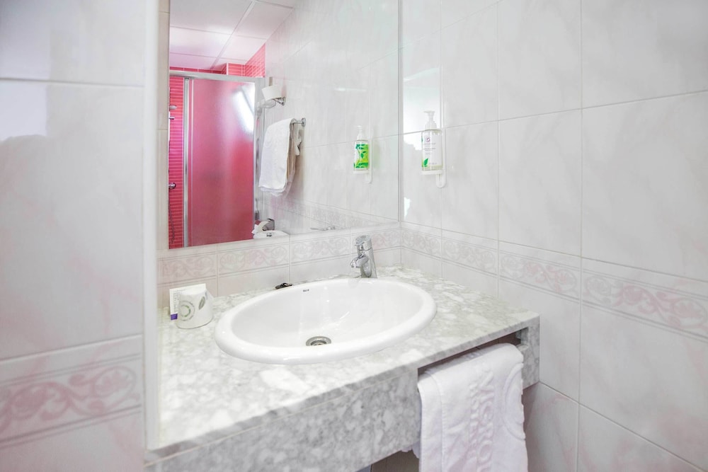 Hotel Servigroup Venus — Hotel rooms in Benidorm, Valencian Community