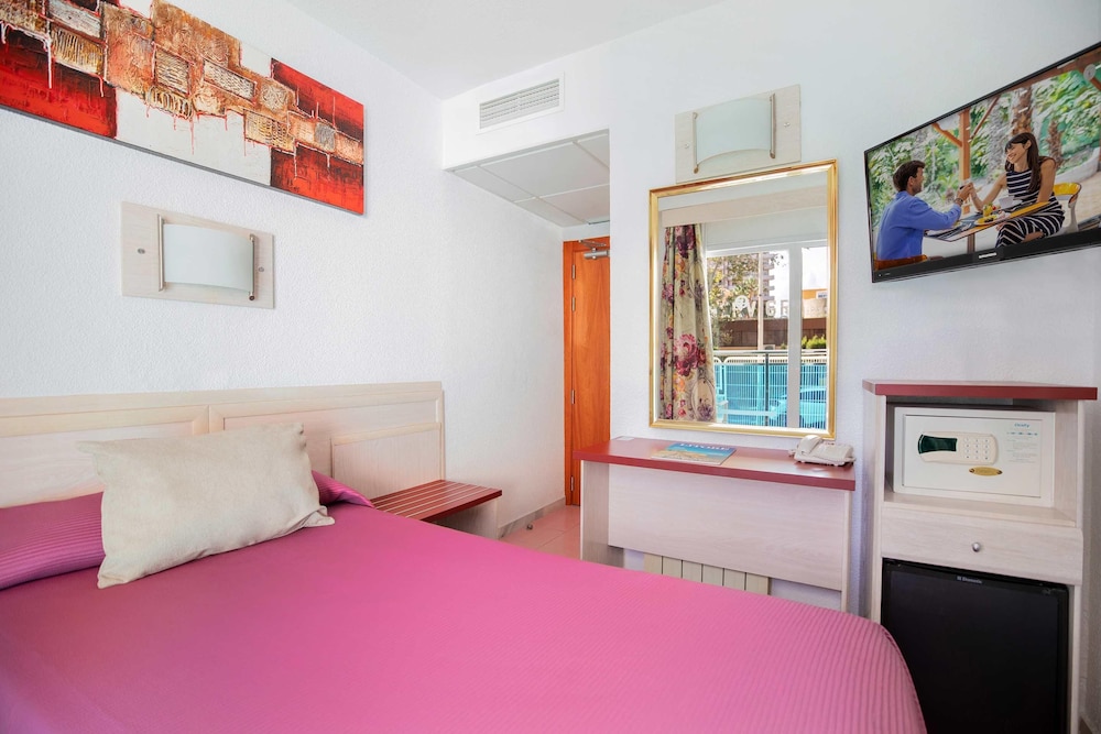 Hotel Servigroup Venus — Hotel rooms in Benidorm, Valencian Community