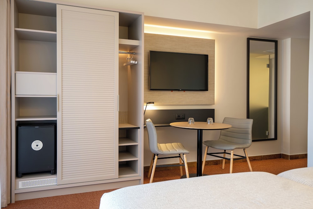 INNSiDE by Meliá Costablanca - Adults recommended — Rooms in Benidorm, Valencian Community