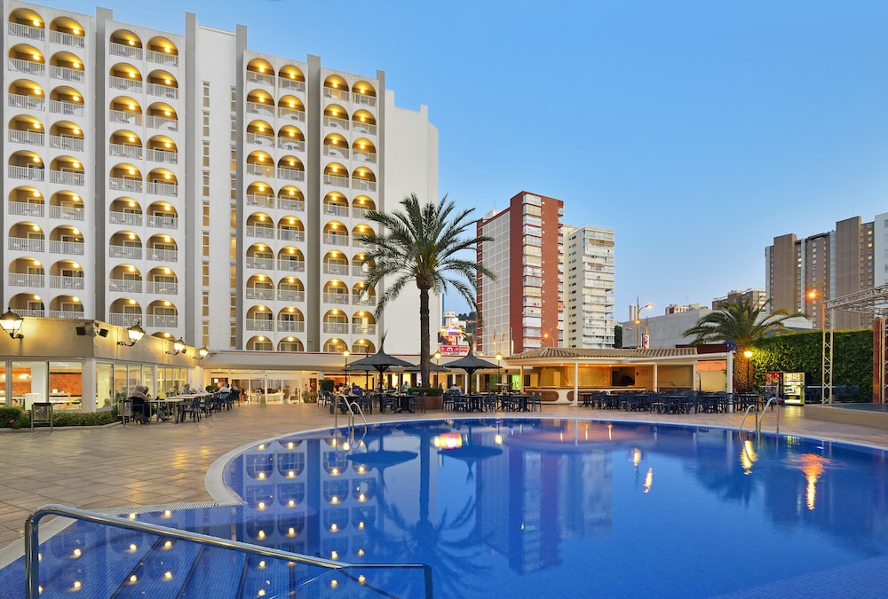 Sol Pelícanos Ocas — Swimming pool in Benidorm, Valencian Community