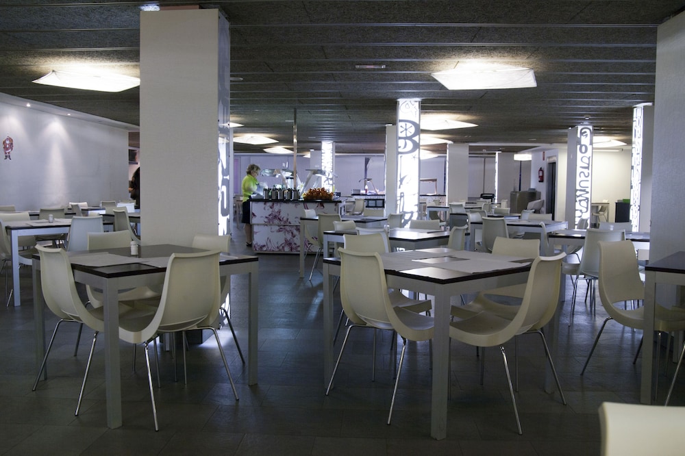Hotel Sol & Sombra — Restaurant & bars in Benidorm, Valencian Community