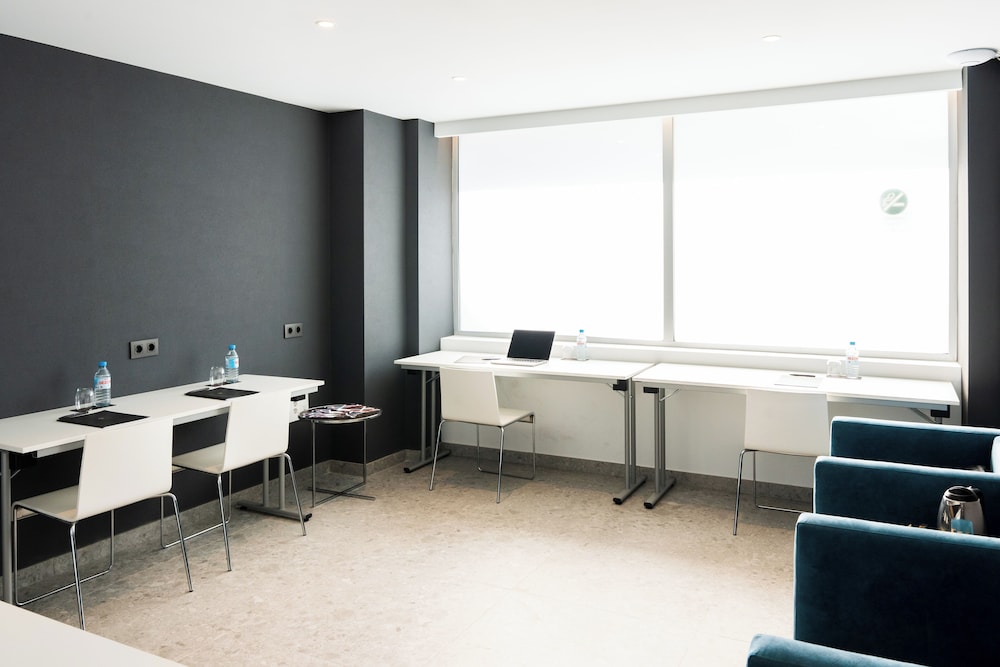 Climia Belroy 4* Superior Hotel — Hotel building in Benidorm, Valencian Community