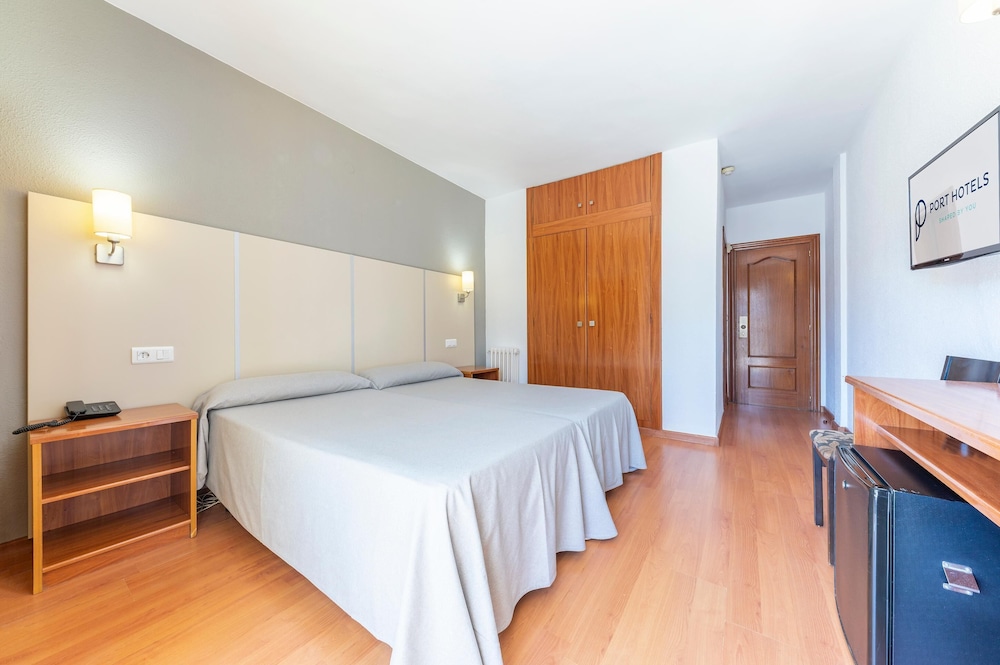 Port Vista Oro Hotel — Hotel rooms in Benidorm, Valencian Community