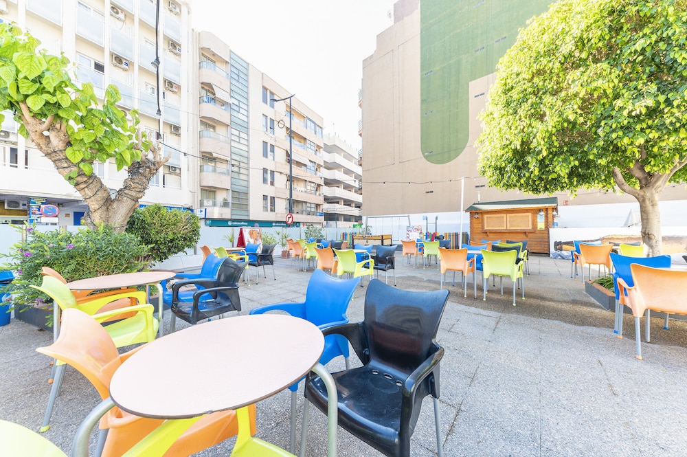 Port Vista Oro Hotel — Restaurant & bars in Benidorm, Valencian Community