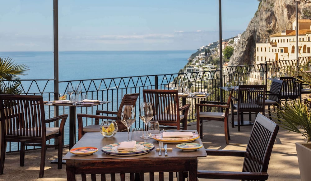 Anantara Convento di Amalfi Grand Hotel — Restaurant & bars in Amalfi, Campania