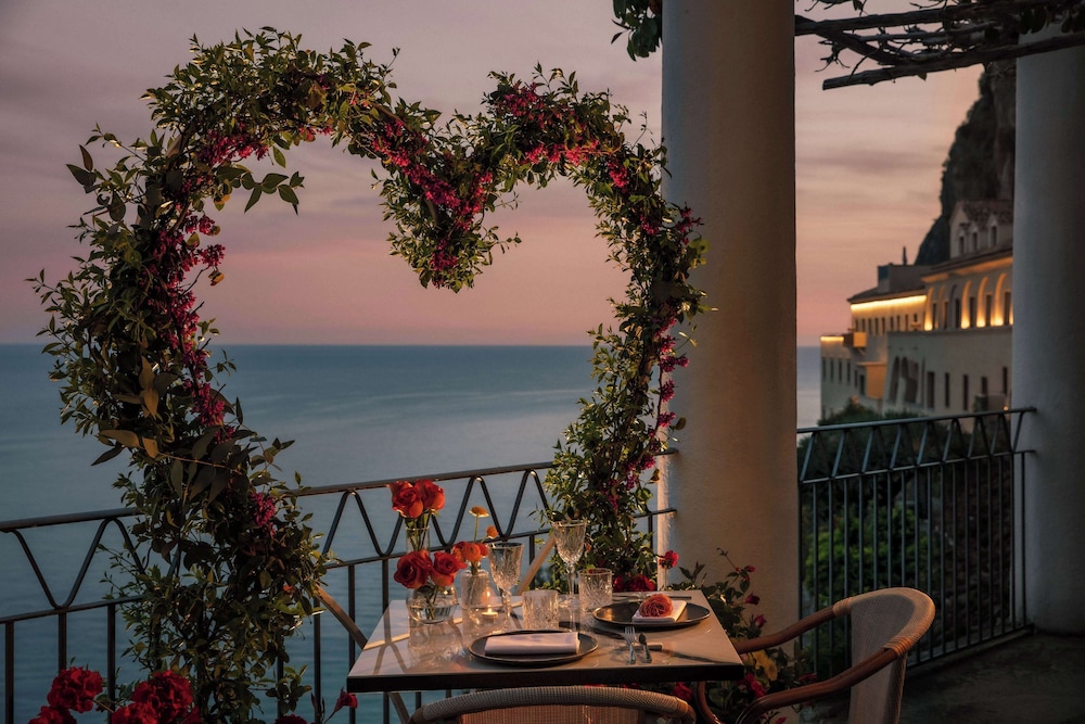 Anantara Convento di Amalfi Grand Hotel — Restaurant & bars in Amalfi, Campania