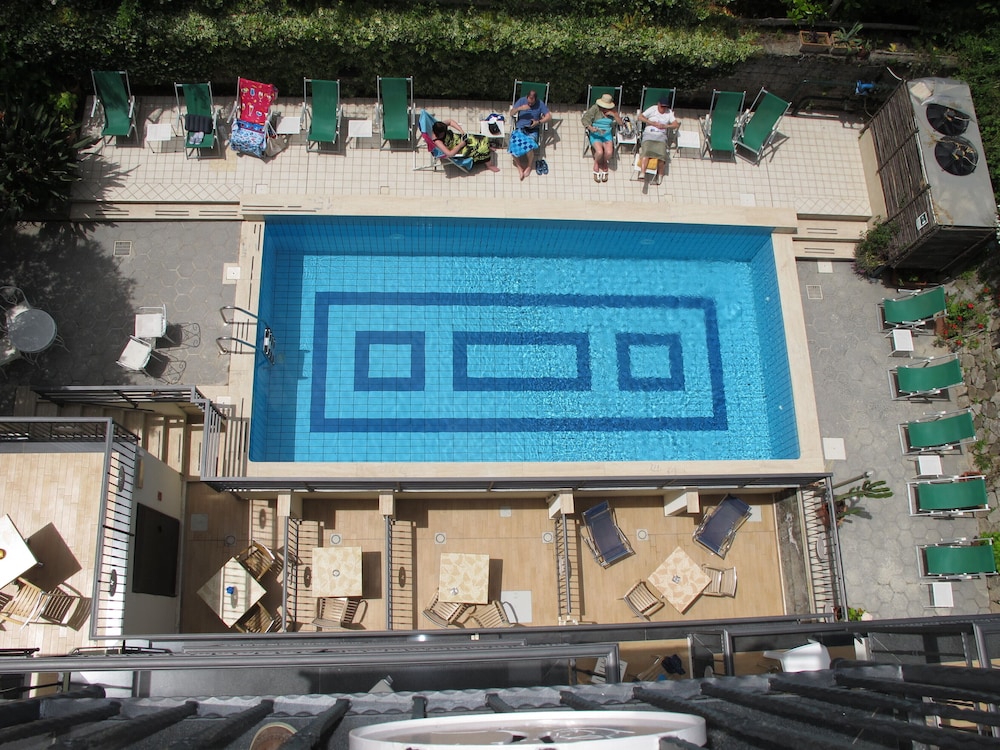 Hotel Club - Sorrento — Swimming pool in Sant'Angello, Campania