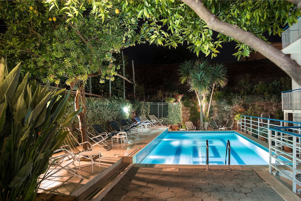 Hotel Club - Sorrento — Swimming pool in Sant'Angello, Campania