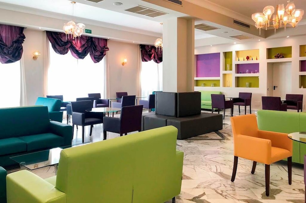 Hotel Club - Sorrento — Restaurant & bars in Sant'Angello, Campania